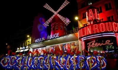 Moulin Rouge windmill restored after collapse - in time for Olympics