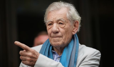 Sir Ian McKellen pulls out of Player Kings tour after fall from West End stage