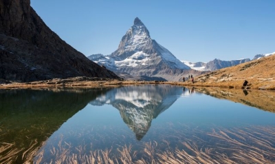 Italian-Swiss border set to be redrawn because of melting Alps glaciers