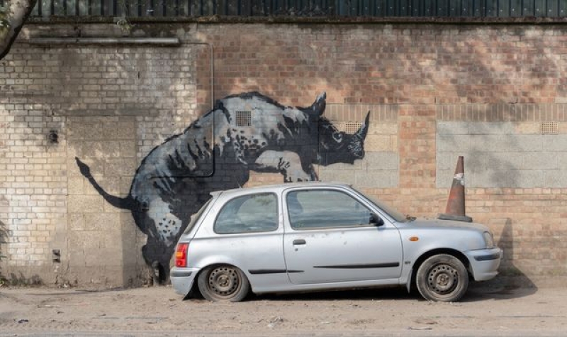 Banksy unveils yet another mystery animal mural