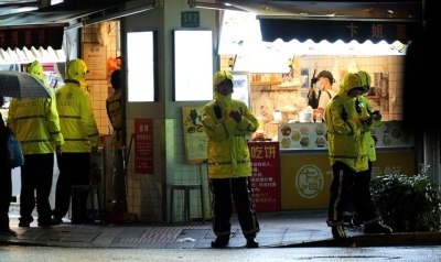 Empty streets in Shanghai after police &#039;arrest people in Halloween costumes&#039;