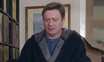 Sean Wilson: Coronation Street star &#039;steps down from filming for personal reasons&#039; after plans to reappear in Martin Platt role