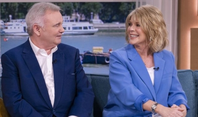 Eamonn Holmes opens GB News breakfast show with brief statement on Ruth Langsford divorce
