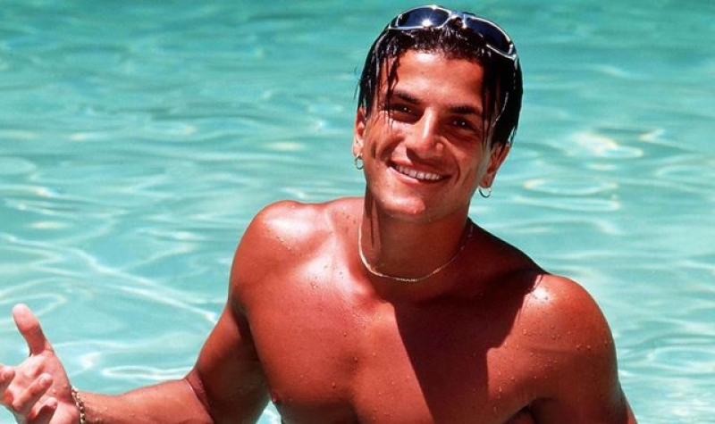 Peter Andre explains how Mysterious Girl music video came about - and whether he misses his 90s hairstyle