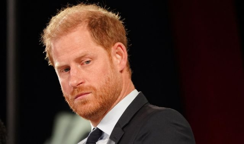 Prince Harry calls on governments to work more closely with young people - and thanks award winners for carrying on Diana&#039;s legacy