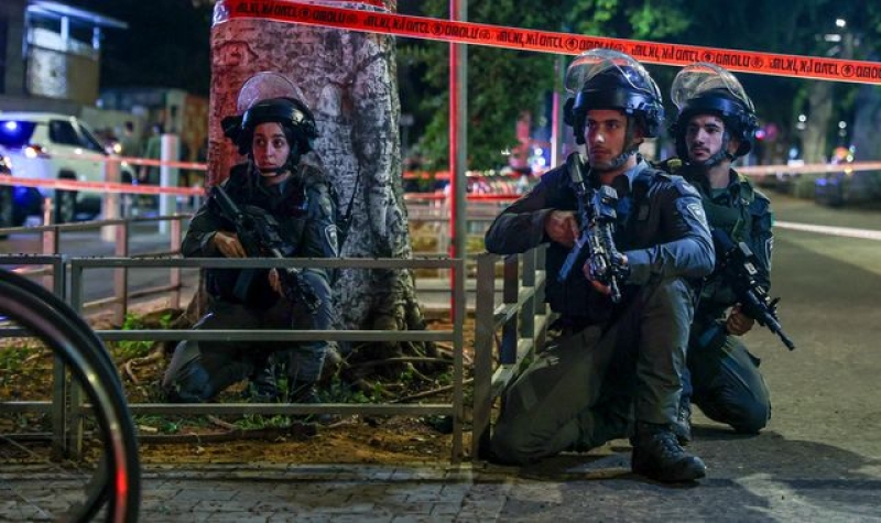 Six people killed in suspected terror attack in Tel Aviv, Israeli police say