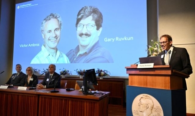 Nobel Prize for medicine goes to American scientists who worked on microRNA